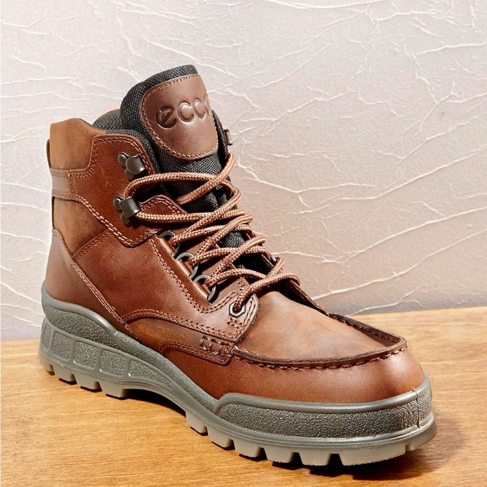 Men’s Track Hiking Boots Brown